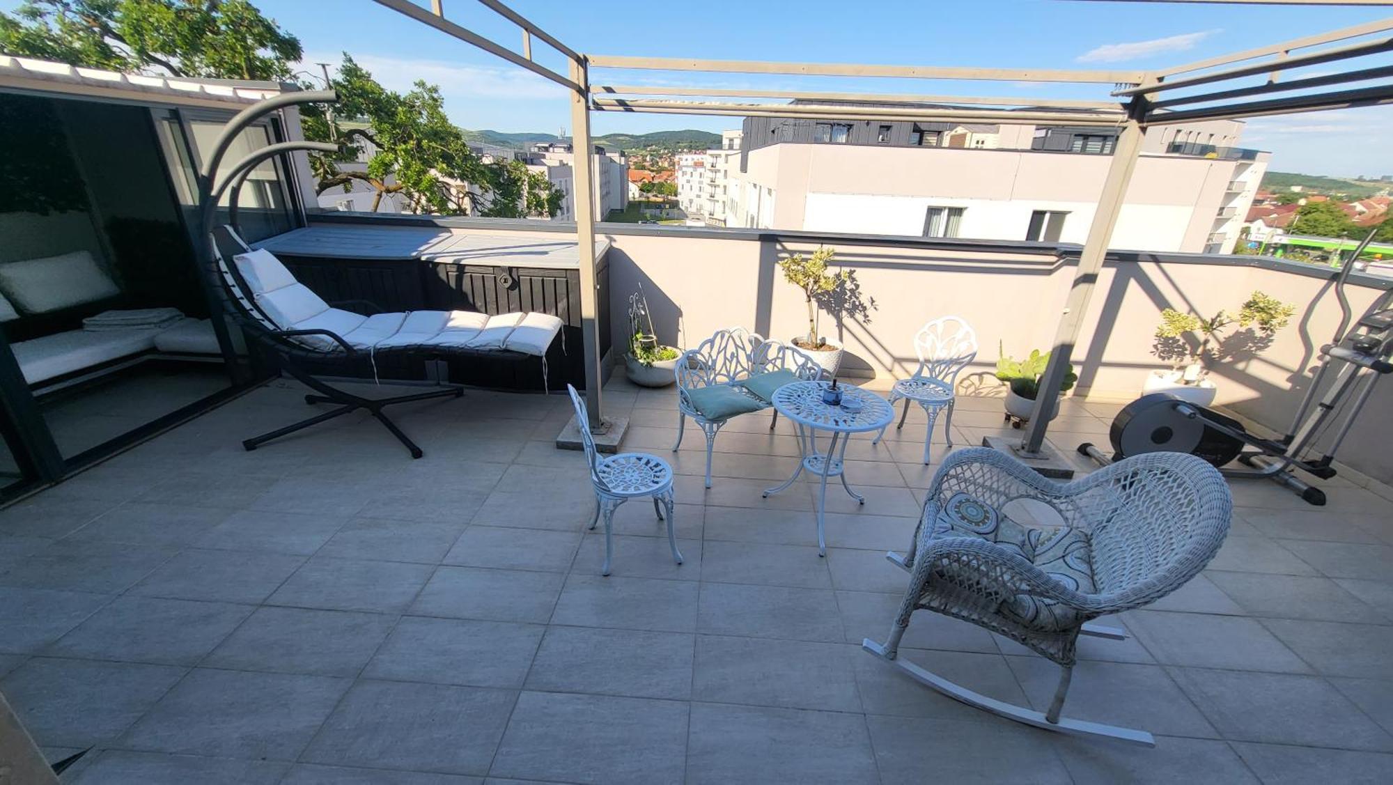 דירות Sibiu Bach Penthouse מראה חיצוני תמונה