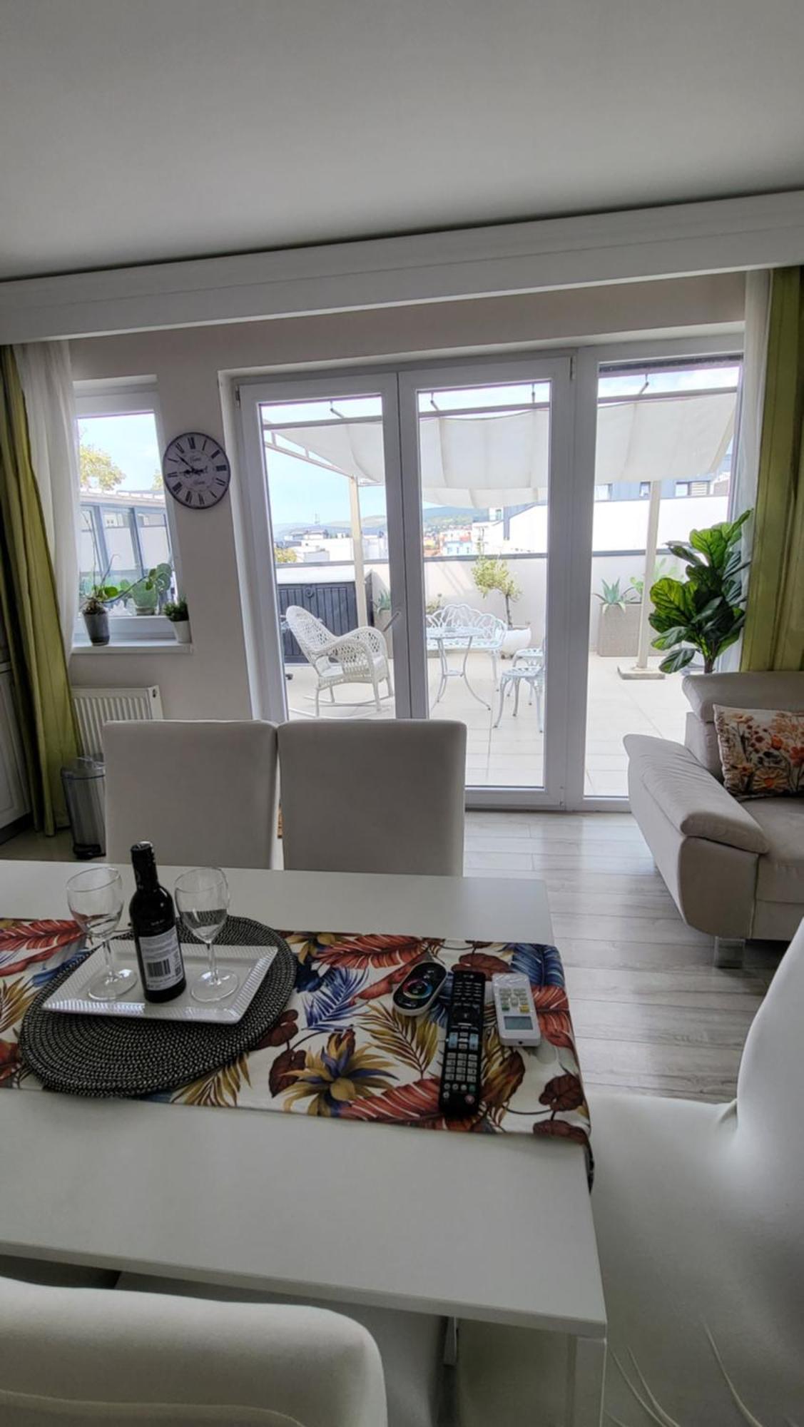 דירות Sibiu Bach Penthouse מראה חיצוני תמונה