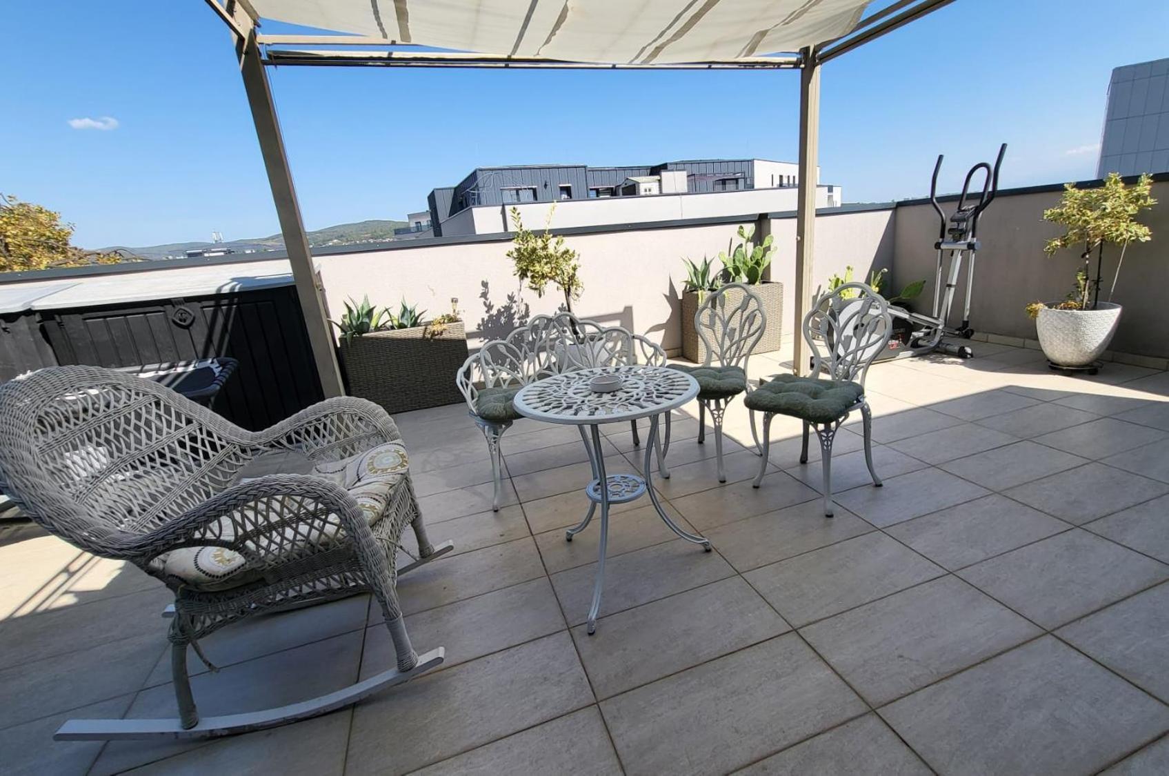 דירות Sibiu Bach Penthouse מראה חיצוני תמונה